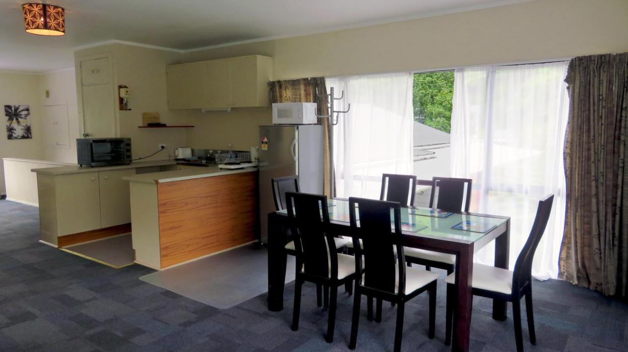 Riverside Accommodation Karangahake 外观 照片