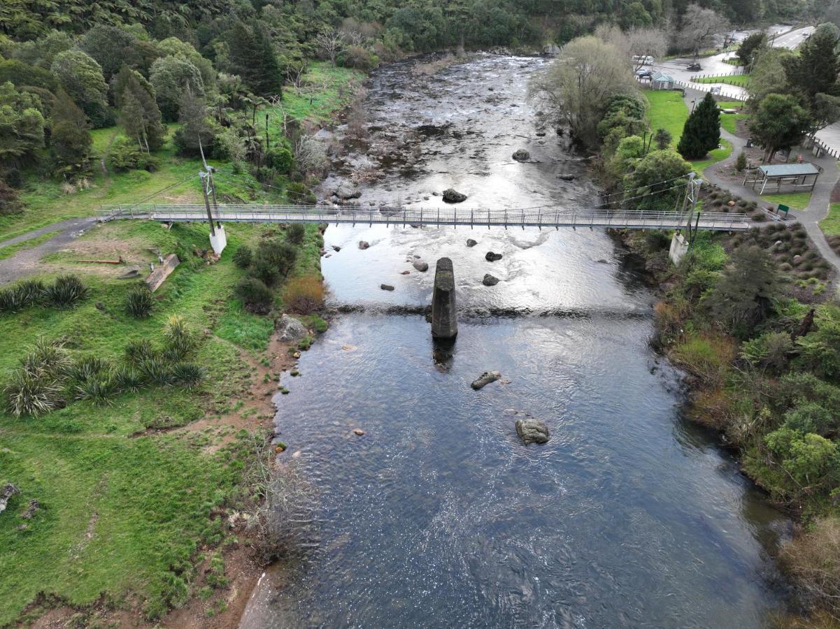 Riverside Accommodation Karangahake 外观 照片