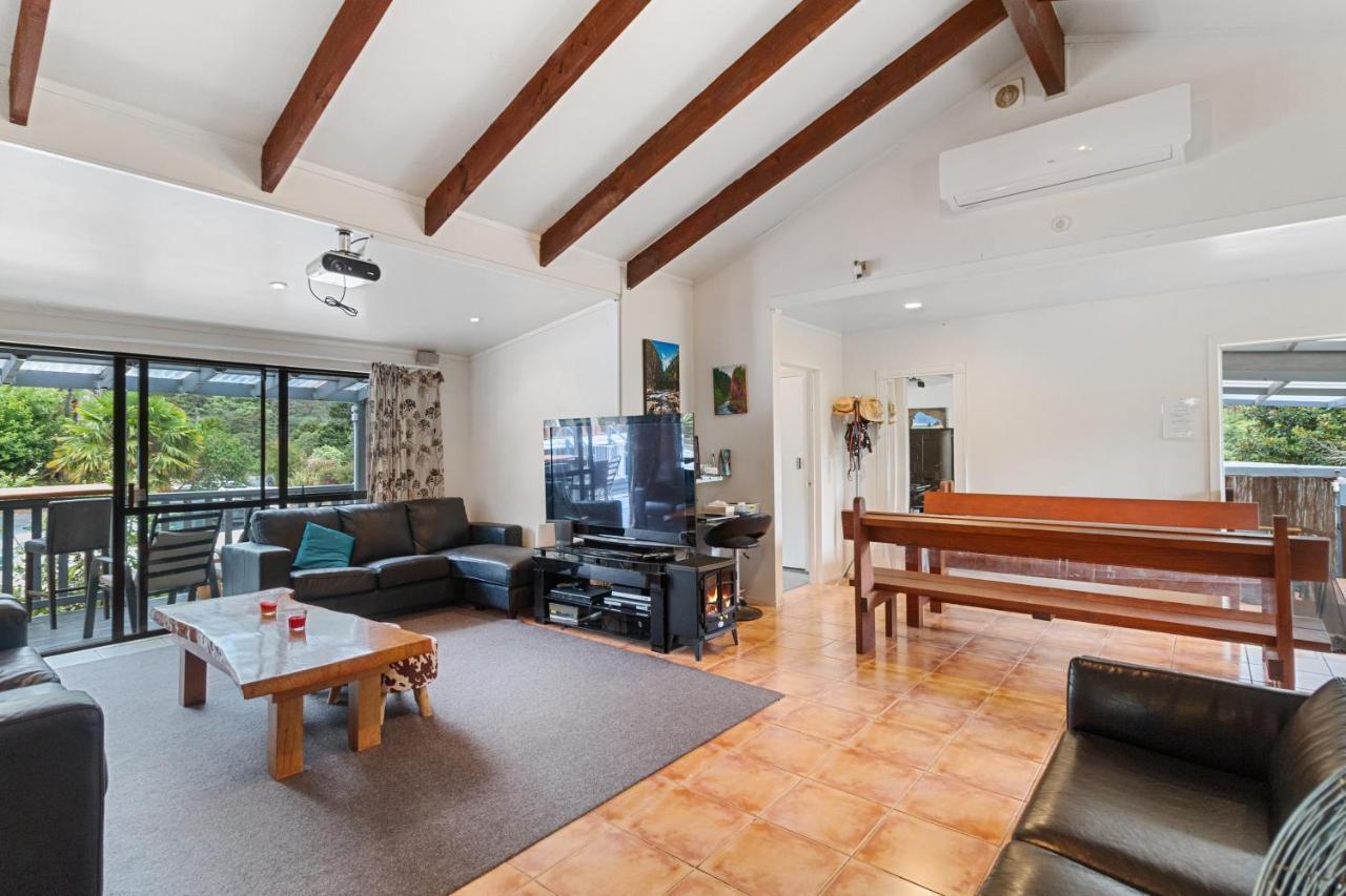 Riverside Accommodation Karangahake 外观 照片