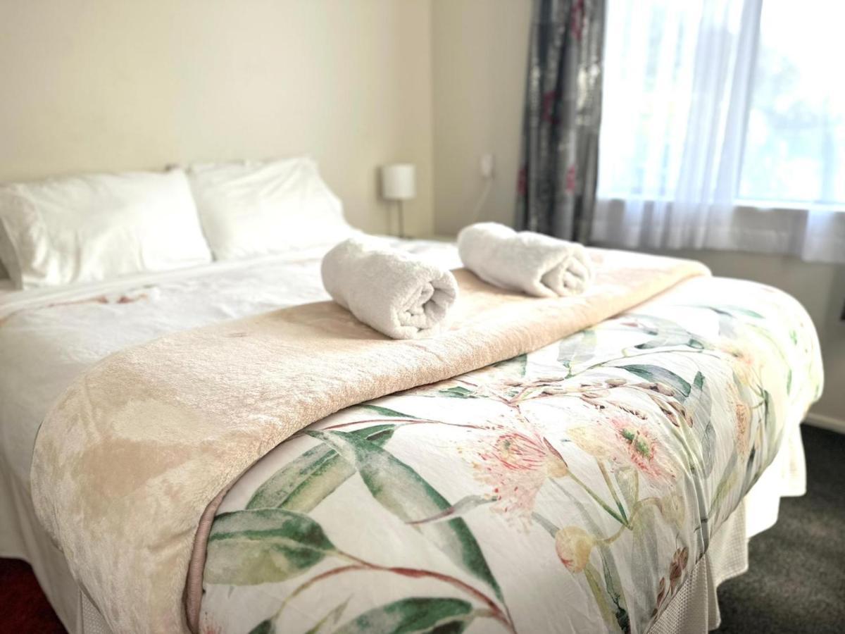 Riverside Accommodation Karangahake 外观 照片